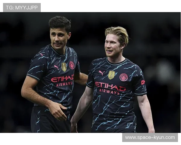 德布劳内伤愈回归倒计时：预计3月初复出，超级杯风波后期待正名